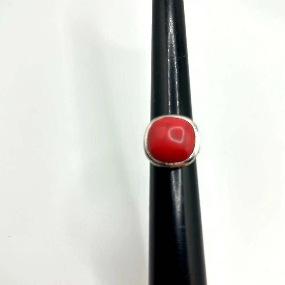 Elegant 925 Sterling silver ring real stone